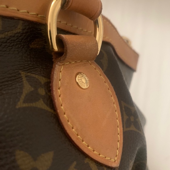 Louis Vuitton Tivoli pm - Picture 9 of 11